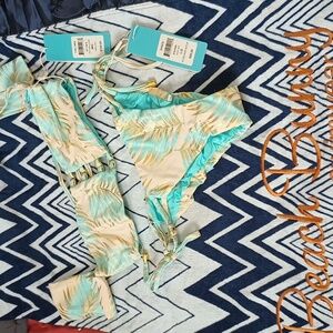 Beach Bunny Fine Lines Brand New Swimsuit